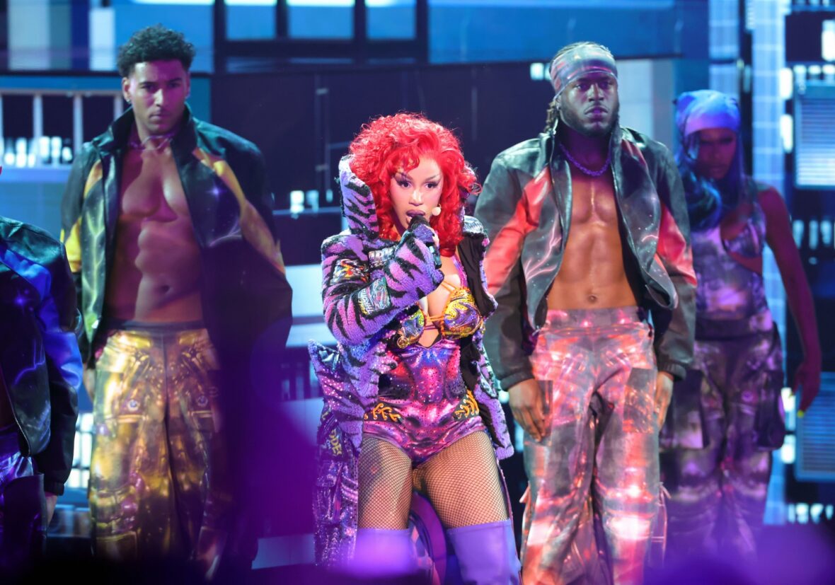 Cardi B se apresenta no BET Awards 2026