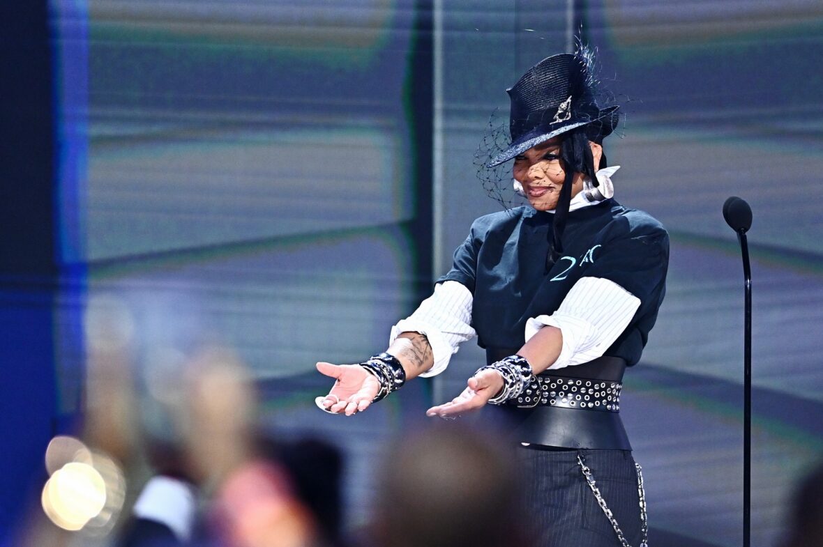Janet Jackson no palco do BET Awards 2026
