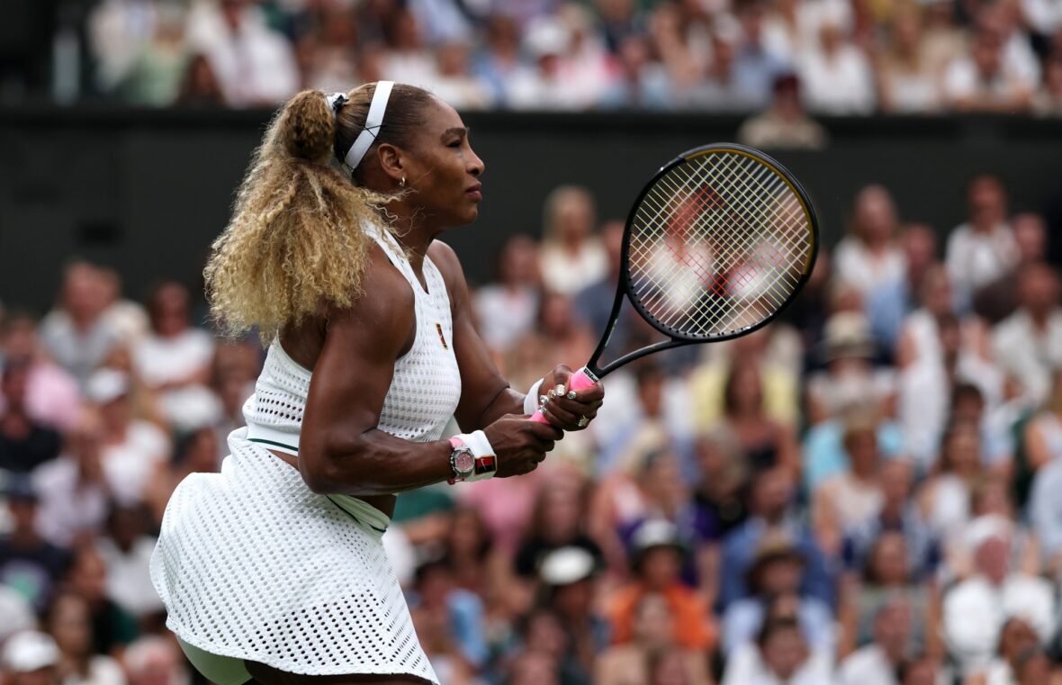 Serena Williams jogando sua primeira partida em Wimbledon em 30 de junho de 2026