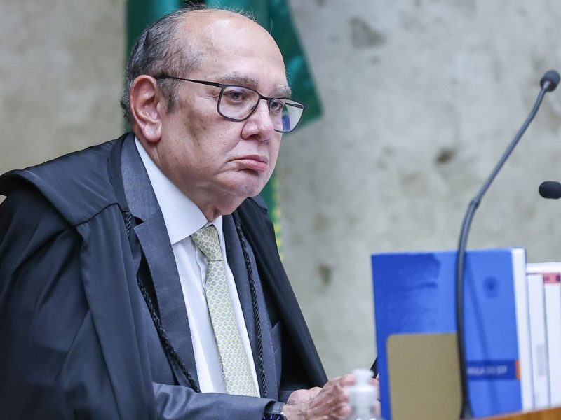 Decano do STF quer proibir delegados da PF em assessorias de ministros