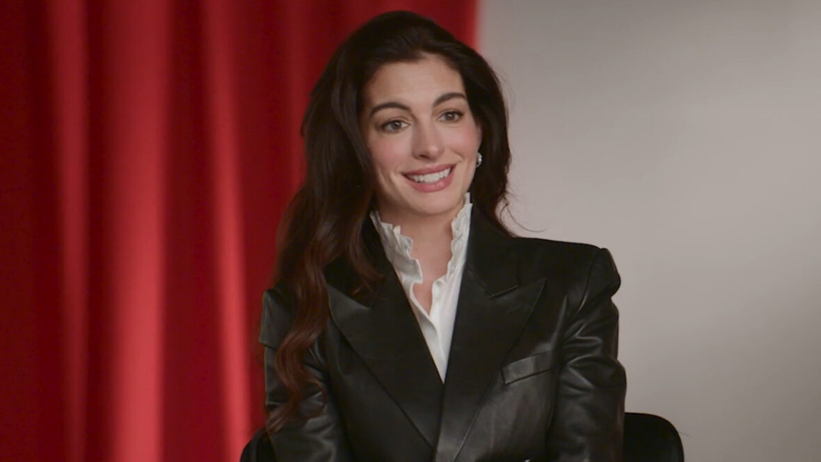 Anne Hathaway em filme bônus de O Diabo Veste Prada 2