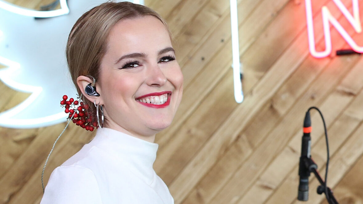 bridgit-mendler-ep Bridgit Mendler se apresenta no NYLON