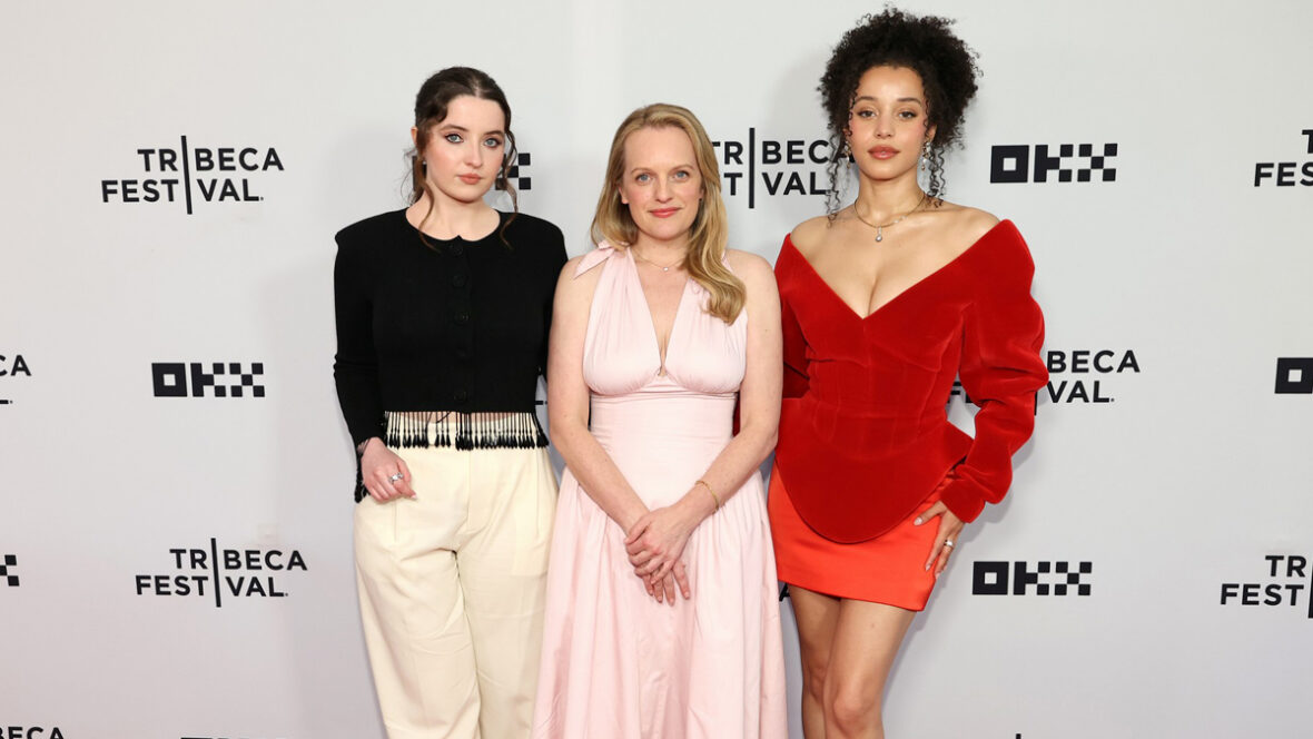 testamentos-tribeca Lucy Halliday, Elisabeth Moss e Chase Infiniti participam de Vulture: The Testaments/The Handmaid