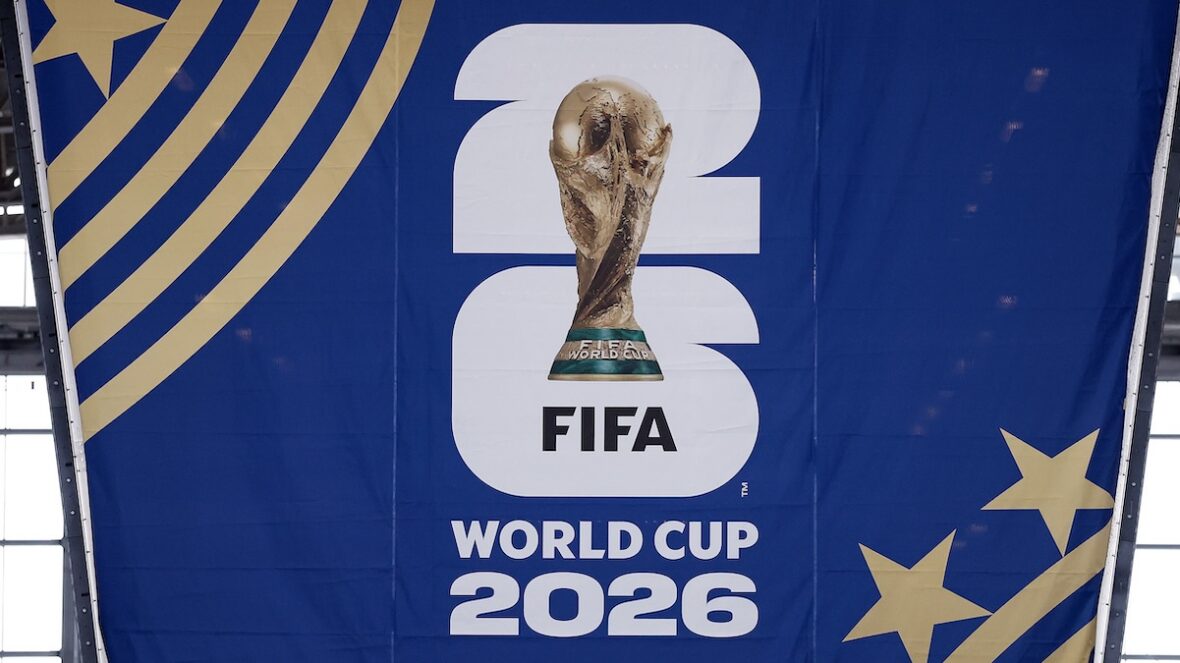 DALLAS, TEXAS - 13 DE ABRIL: Uma visão detalhada da placa da Copa do Mundo FIFA 2026 dentro do Dallas Stadium, casa do Dallas Cowboys, em 13 de abril de 2026 em Arlington, Texas. (Foto de Stacy Revere/Getty Images)