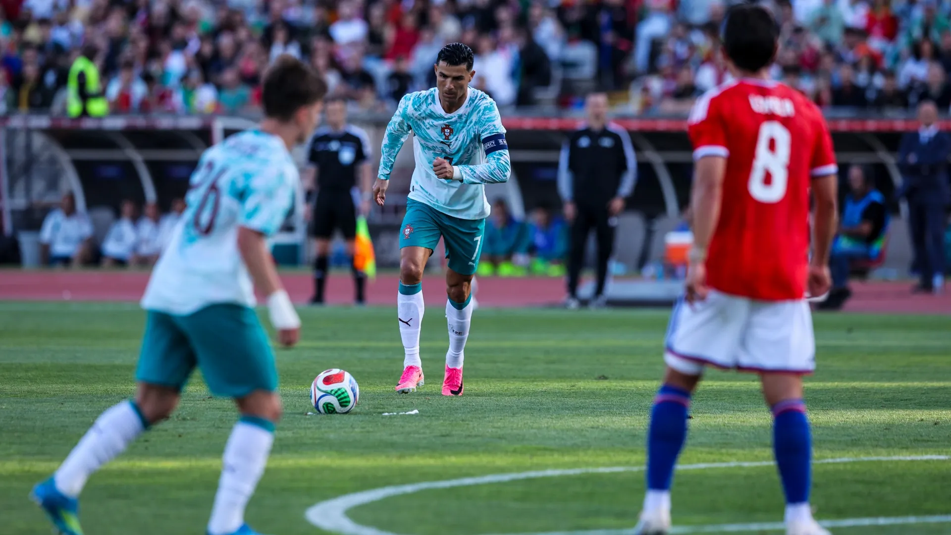 Cristiano Ronaldo de Portugal durante o amistoso internacional contra o Chile.