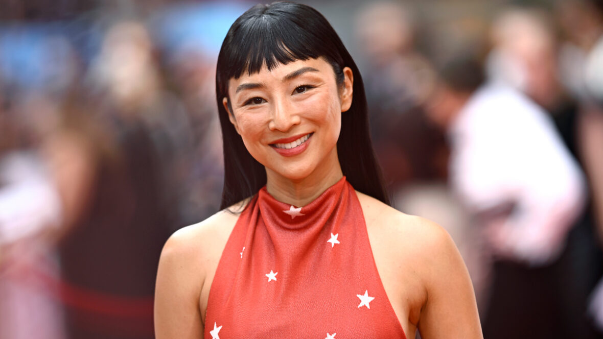 Greta Lee participa do 