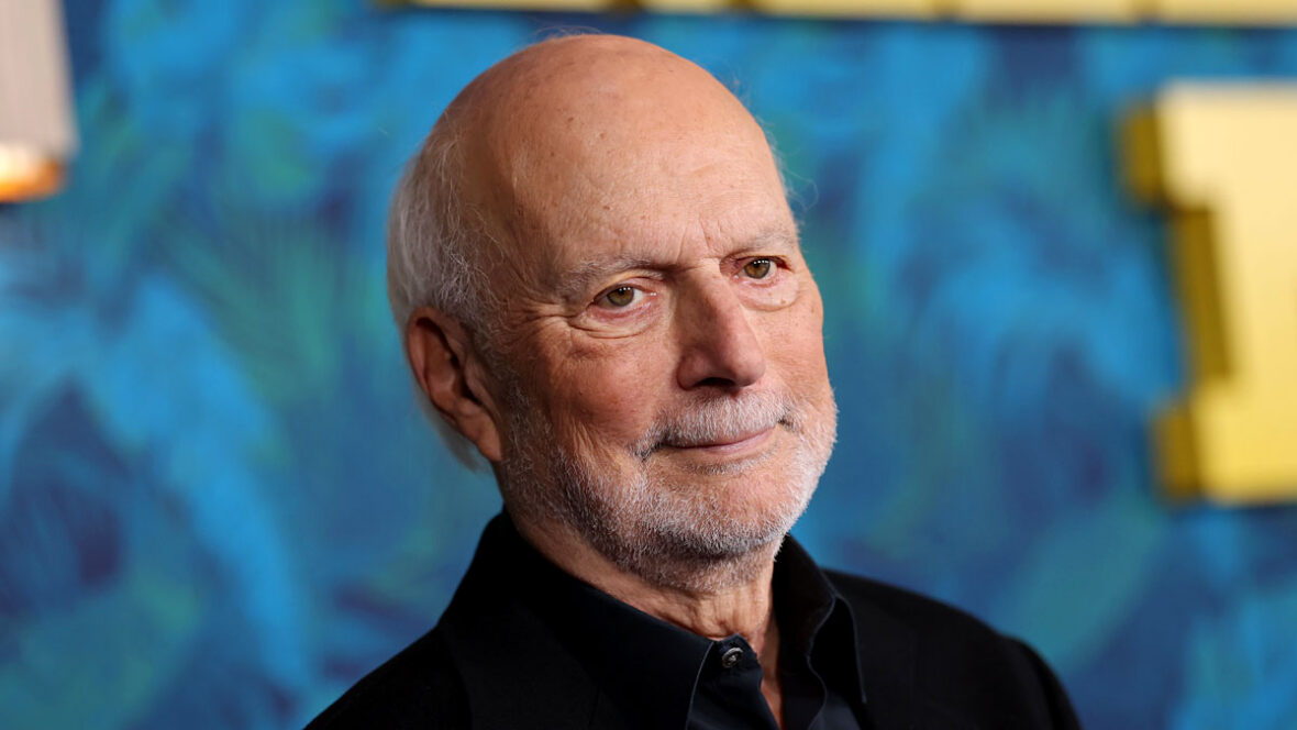 james-burrows-morto James Burrows no tapete vermelho