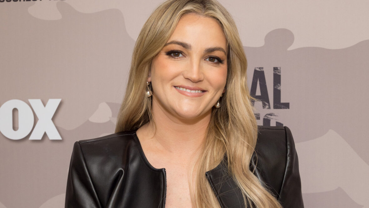 jamie-lynn-maddie Jamie Lynn Spears usa conjunto preto na FOX
