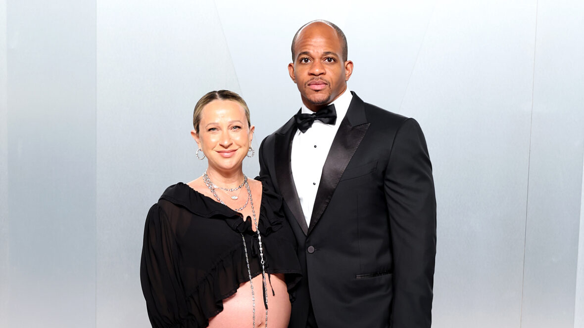 jennifer-meyer-dá-à-à-luz Jennifer Meyer e Geoffrey Ogunlesi no tapete vermelho