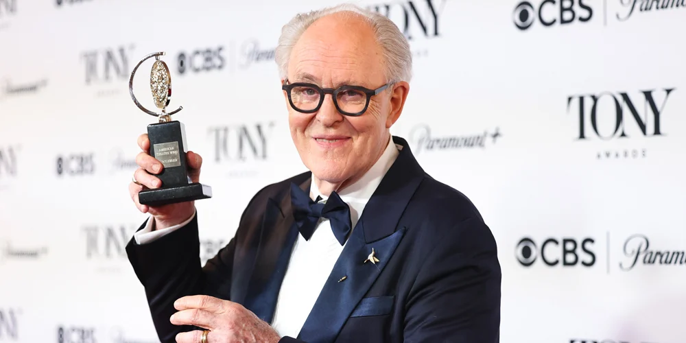 john-lithgow-tony-win John Lithgow faz história no Tony Awards