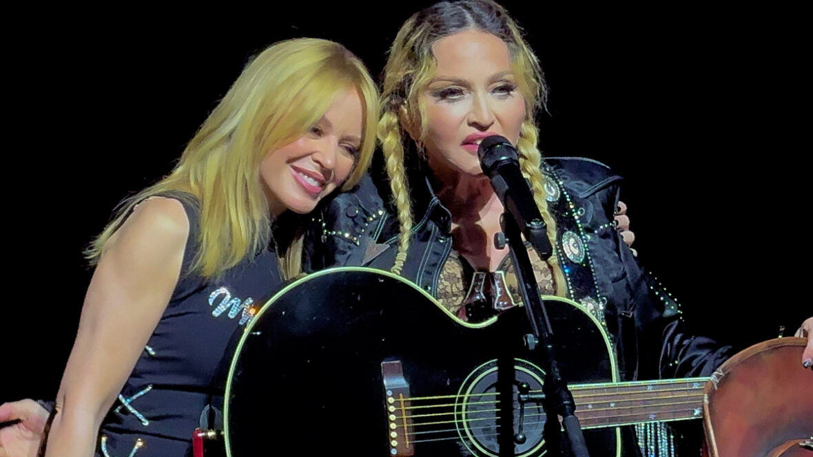 Madonna e Kylie Minogue se unem para apresentação histórica em Madonna