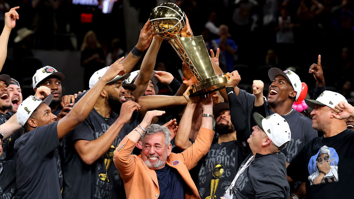knicks-trunfo-convite New York Knicks comemora vitória com James Dolan