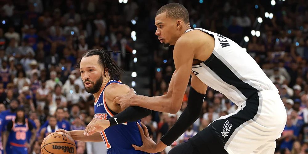 vitória dos knicks Jalen Brunson e Victor Wembanyama jogando no quinto jogo das finais da NBA