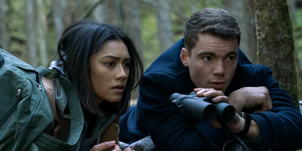 luciane-returns Still de Luciane Buchanan e Gabriel Basso em O Agente Noturno