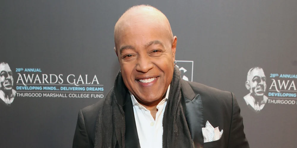 golpe de ervilha Peabo Bryson sofre acidente vascular cerebral