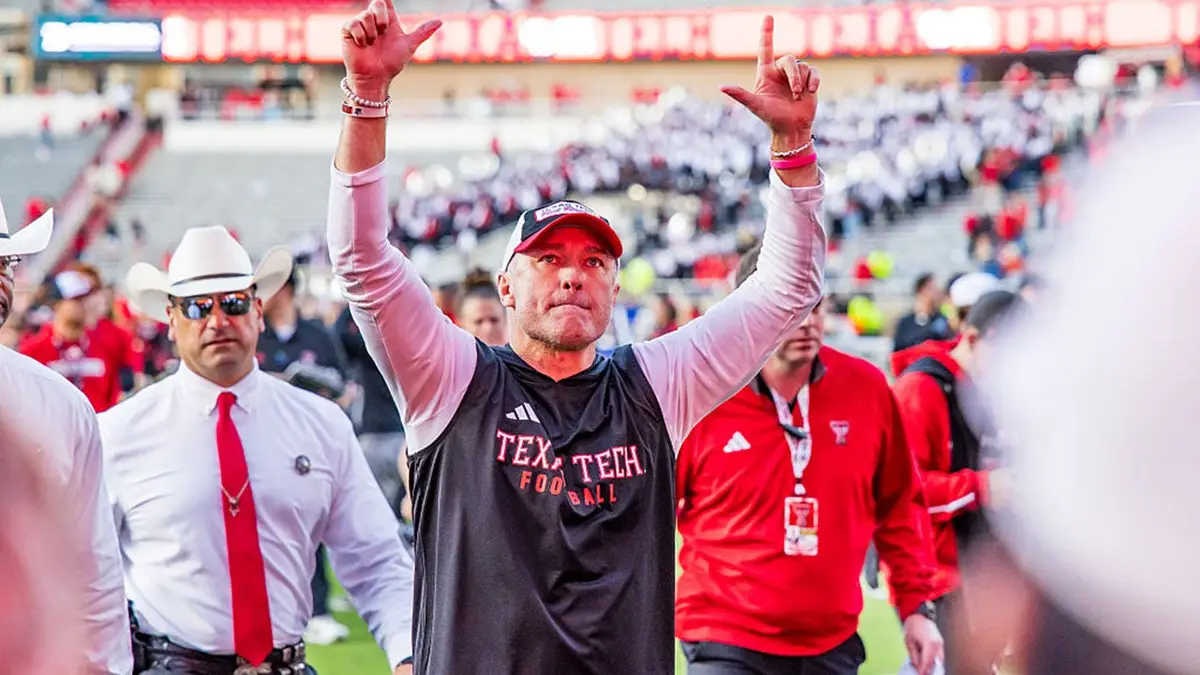Head Coach Joey McGuire of Texas Tech Red Raiders walking off the field at Jones AT&T Stadium.