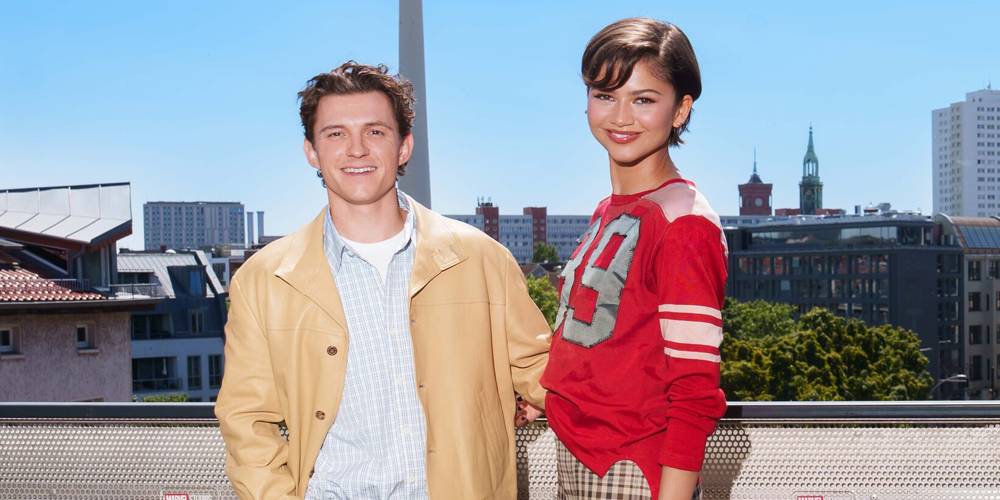 tom-holland-zendaya-berlim-homem-aranha Tom Holland e Zendaya promovendo Homem-Aranha: Novo Dia em Berlim, Alemanha, em 22 de junho de 2026