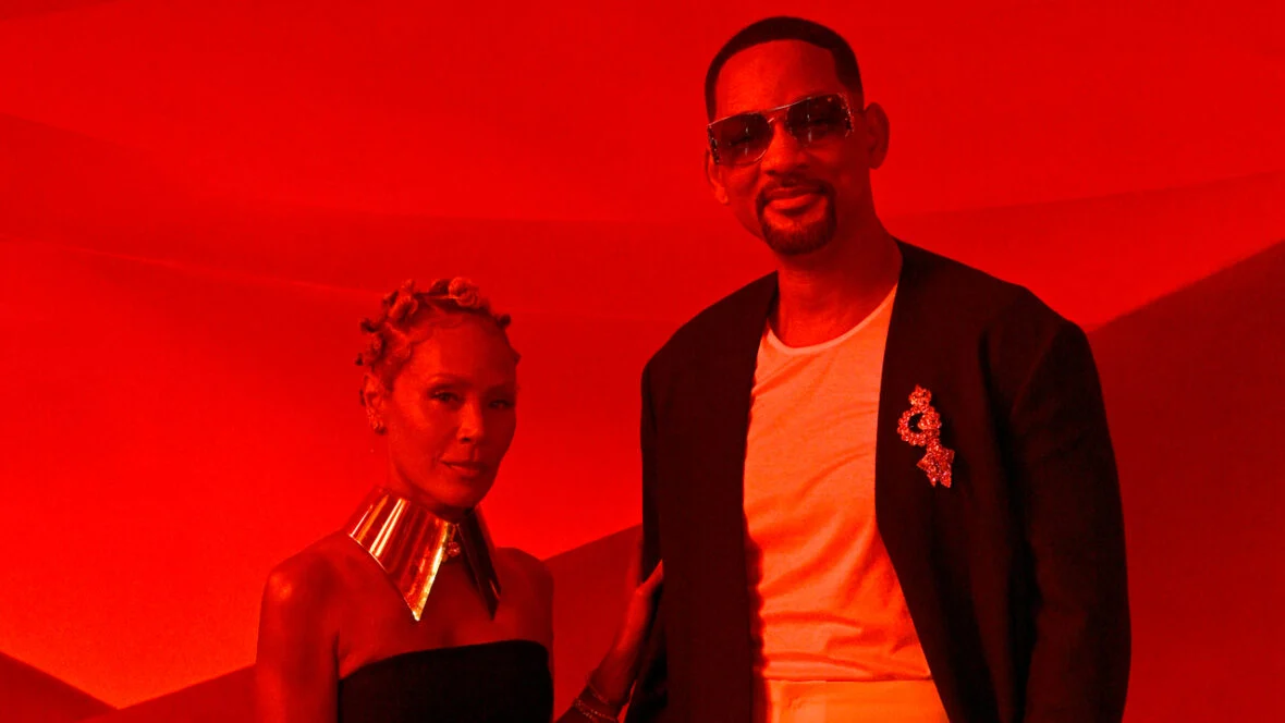 Jada Pinkett Smith e Will Smith assistem ao show de Christian Louboutin