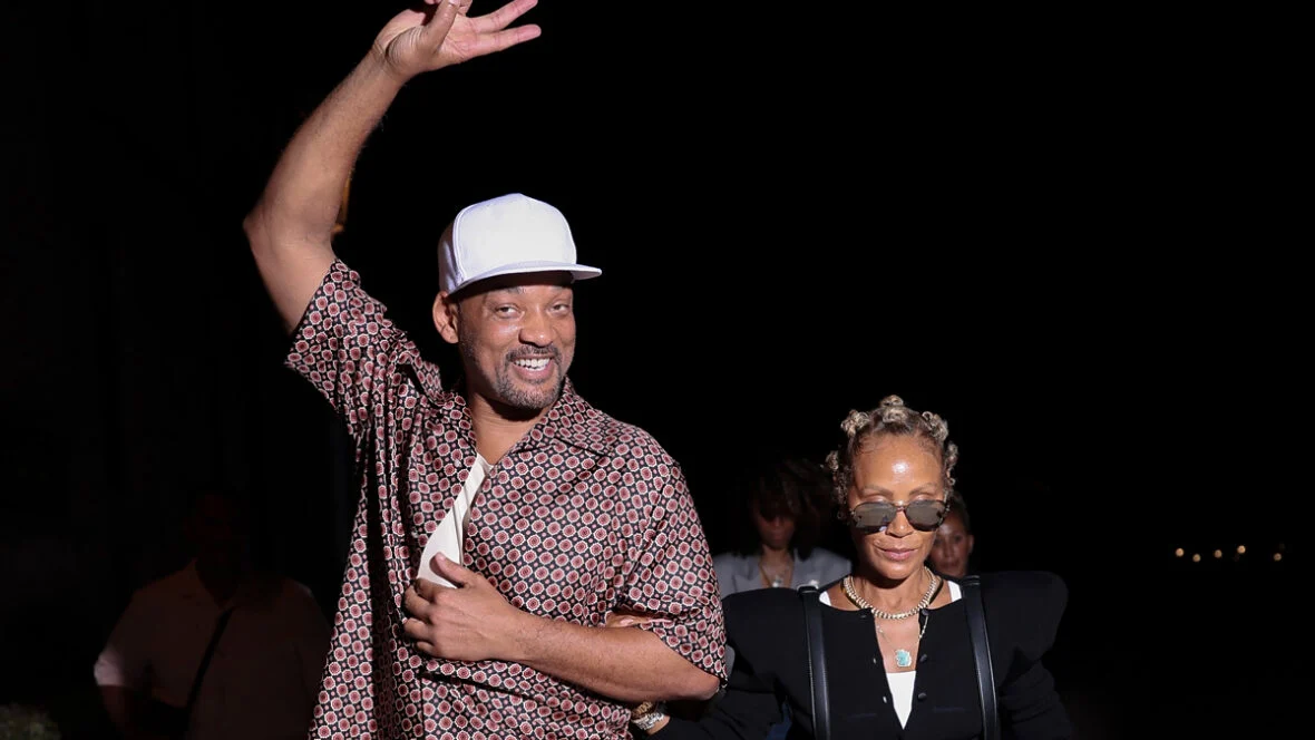 Will Smith em Paris com a esposa Jada Pinkett Smith e o filho Jaden Smith durante a semana de moda