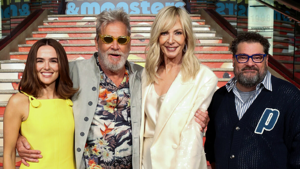 Zoey Deutch, Jeff Bridges, Allison Janney e Bobby Moynihan na estreia de Minions & Monsters