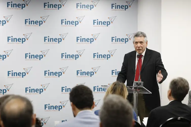 Fernando Frazão/Agência Brasil Rio de Janeiro (RJ), 16/06/2026 – O presidente da Financiadora de Estudos e Projetos (Finep), Luiz Antônio Elias, lança o Programa Tecnova 2026/2027, instrumento de subvenção econômica para micro e pequenas empresas. Foto: Fernando Frazão/Agência Brasil