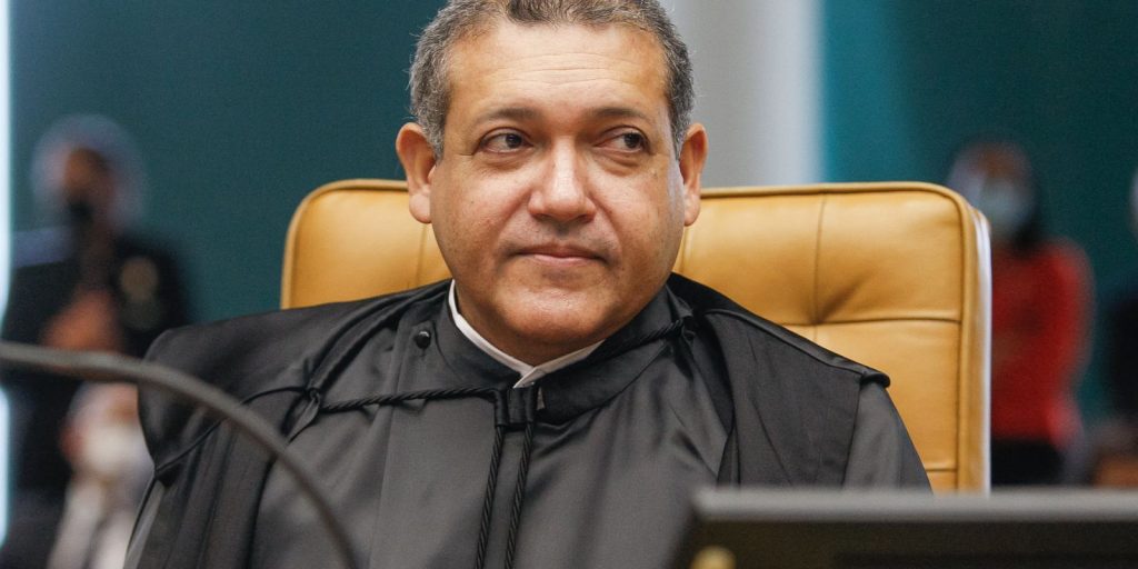 Nunes Marques restringe canal Exército do Lula e manda Meta monitorar publicações