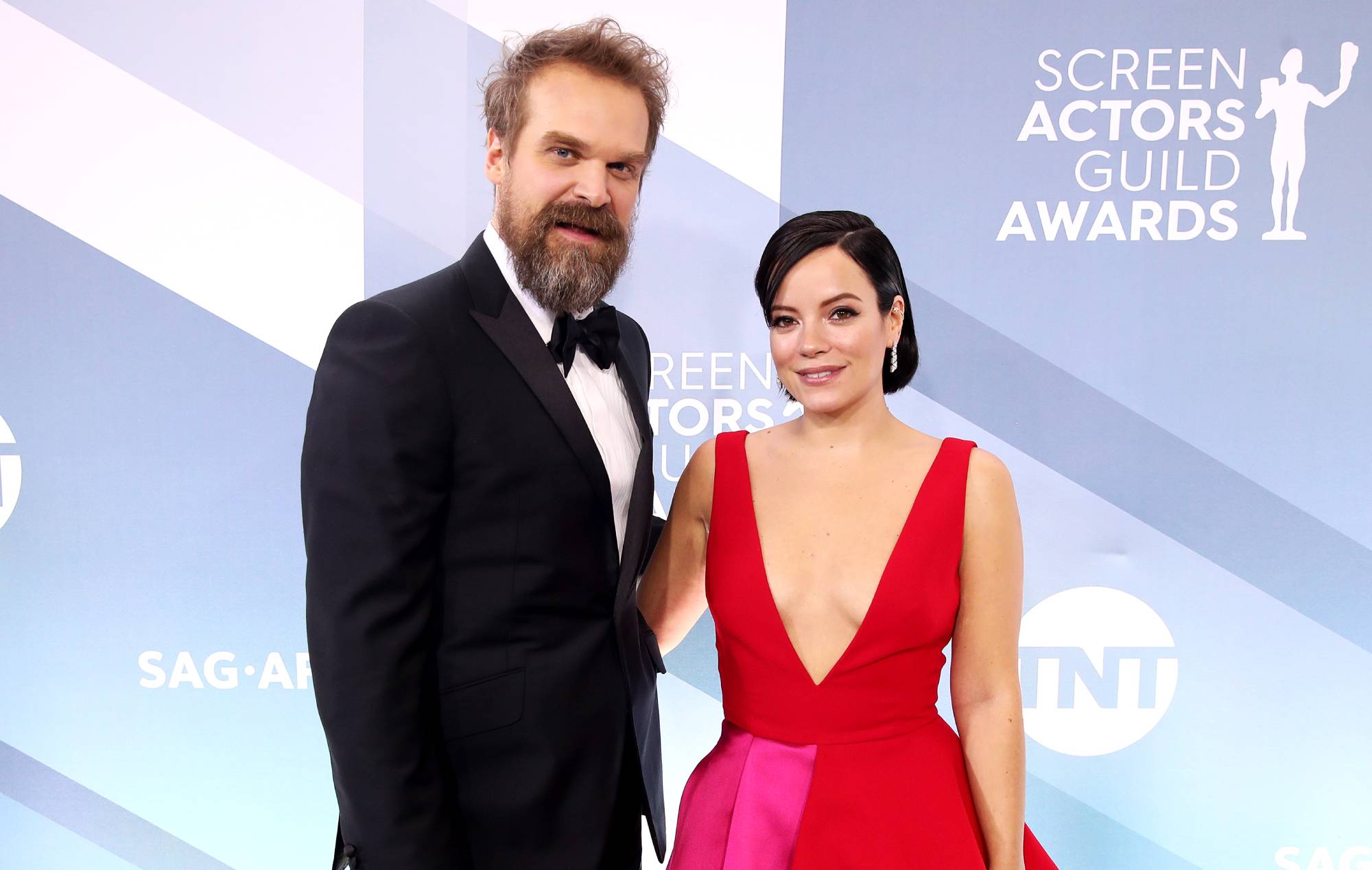 David Harbour and Lily Allen at the Screen Actors Guild Awards at The Shrine Auditorium on January 19, 2020 in Los Angeles, California. (Photo by Rich Fury/Getty Images)