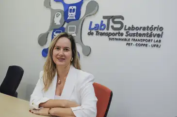 Carol Ornelles/Ascom Coppe Rio de Janeiro (RJ), 03/06/2026 – Dia Mundial do Turismo - Professora Andrea Santos, da Coppe.
Foto: Carol Ornelles/Ascom Coppe
