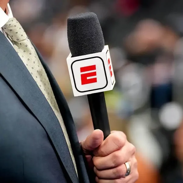 ESPN renova contrato com jornalista polêmico e considera demissões em massa