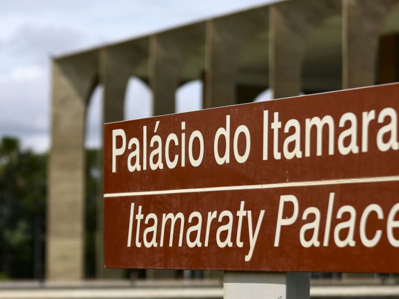 Itamaraty vê em ataques de Milei nova tentativa de ingerência na eleição brasileira