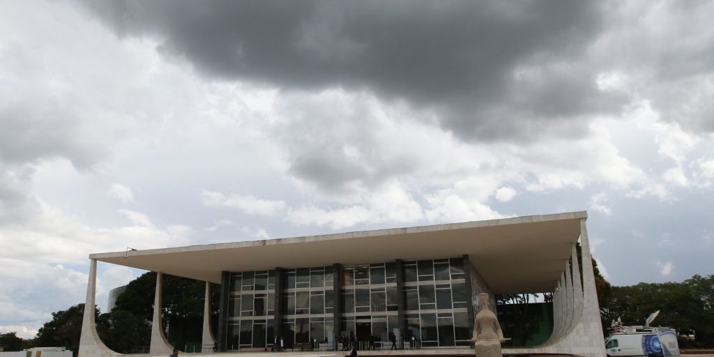 STF retoma julgamento sobre eleições para mandato-tampão no Rio