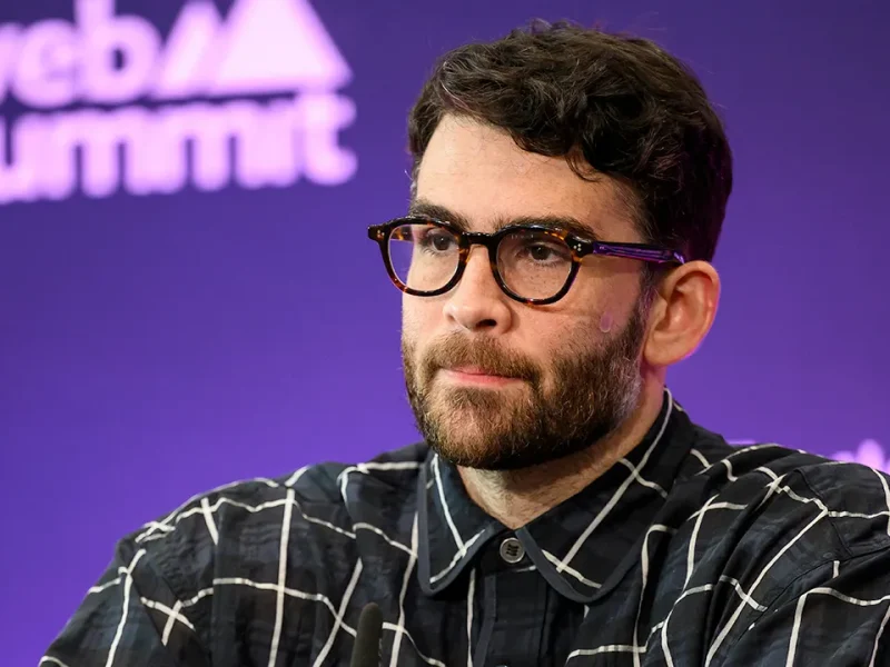 Hasan Piker critica liberais da Califórnia por suposto homo-fascismo