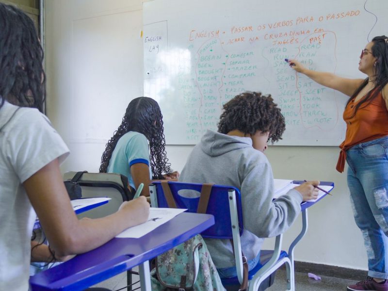 Mais de 10 mil professores foram contratados com nota da PND de 2025
