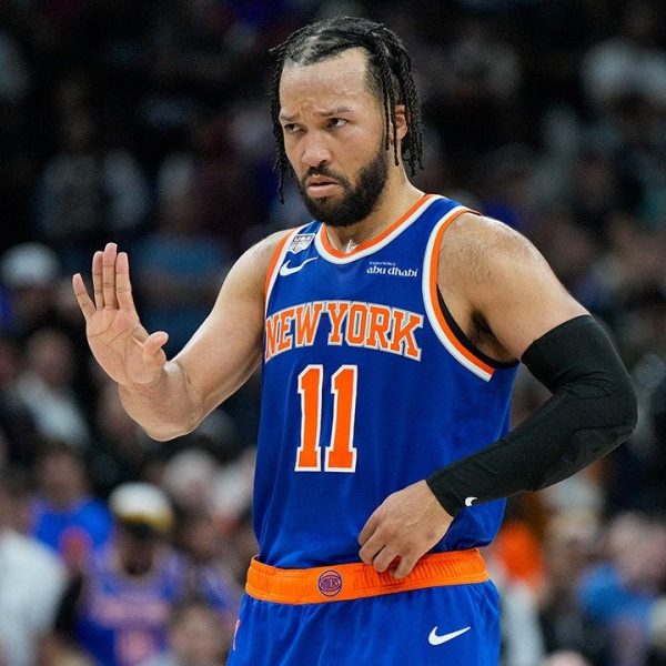 Donald Trump parabeniza New York Knicks pelo campeonato da NBA após Jogo 5