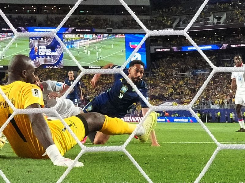 Estudo indica desconfiança do torcedor, mesmo após 1ª vitória na Copa