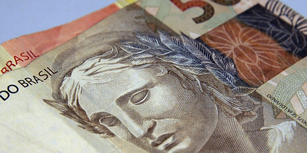 Poupança registra saída líquida de R$ 10,5 bilhões em agosto, terceiro mês seguido de retiradas