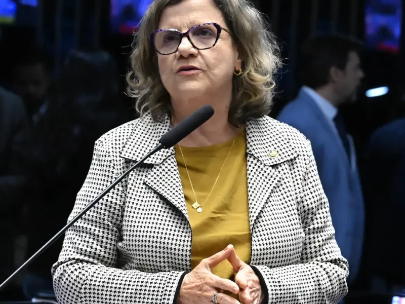 Lula anuncia Teresa Leitão como nova liderança do governo no Senado