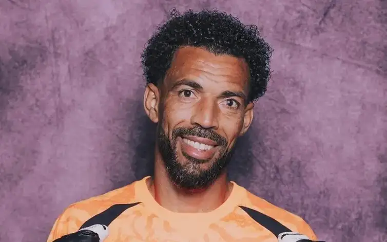 Reprodução Instagram @vozinha Goleiro Vozinha, de Cabo Verde
