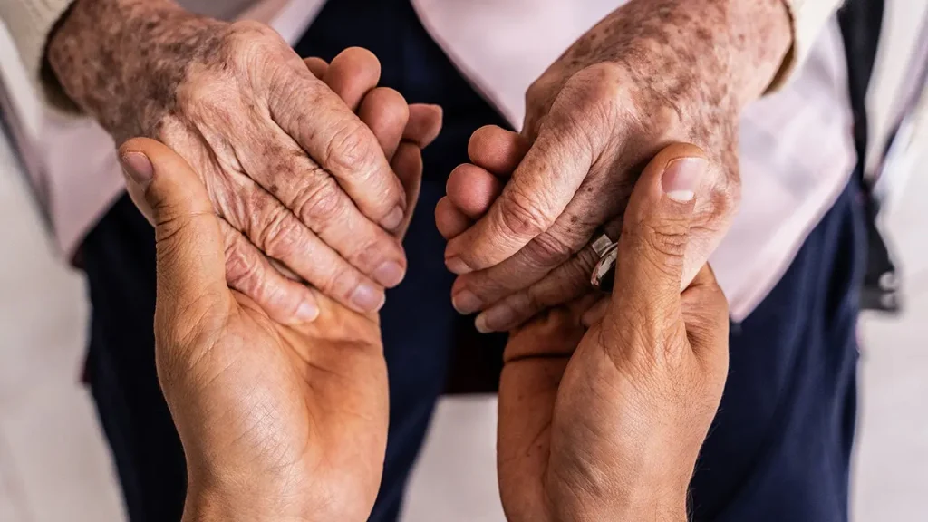 Vida mais longa, saúde pior: estudo global mostra que lacuna de morbidade cresce e é maior nos EUA