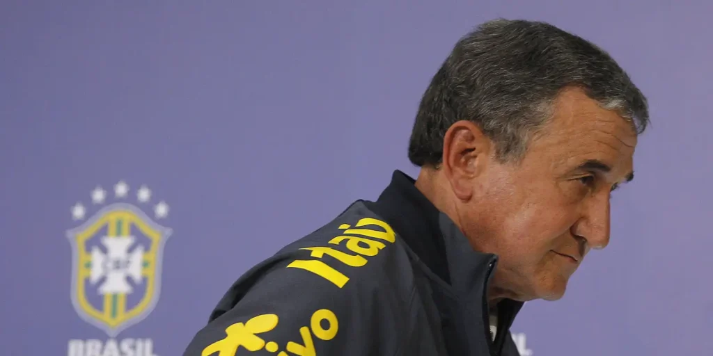 Infecção pulmonar agrava estado de saúde de Carlos Alberto Parreira, que volta a ser sedado na UTI