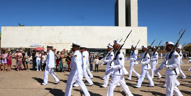 Marinha encerra inscrições para 400 vagas de cabo neste domingo; salário chega a R$ 3,9 mil