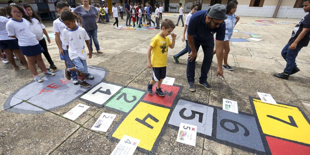 Copa Feminina de 2027 no Brasil altera calendário escolar e autoriza feriados em dias de jogos
