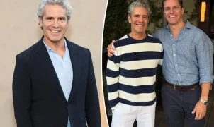 Andy Cohen oficializa namoro com Kevin Sobieski em postagem no Instagram