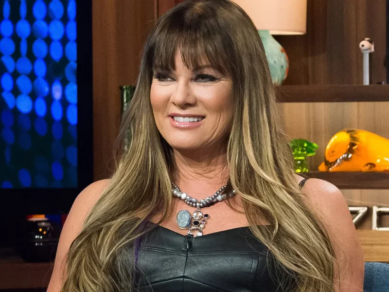 Ex-estrela de Real Housewives of Orange County, Jeana Keough, de 70 anos, é diagnosticada com câncer na língua
