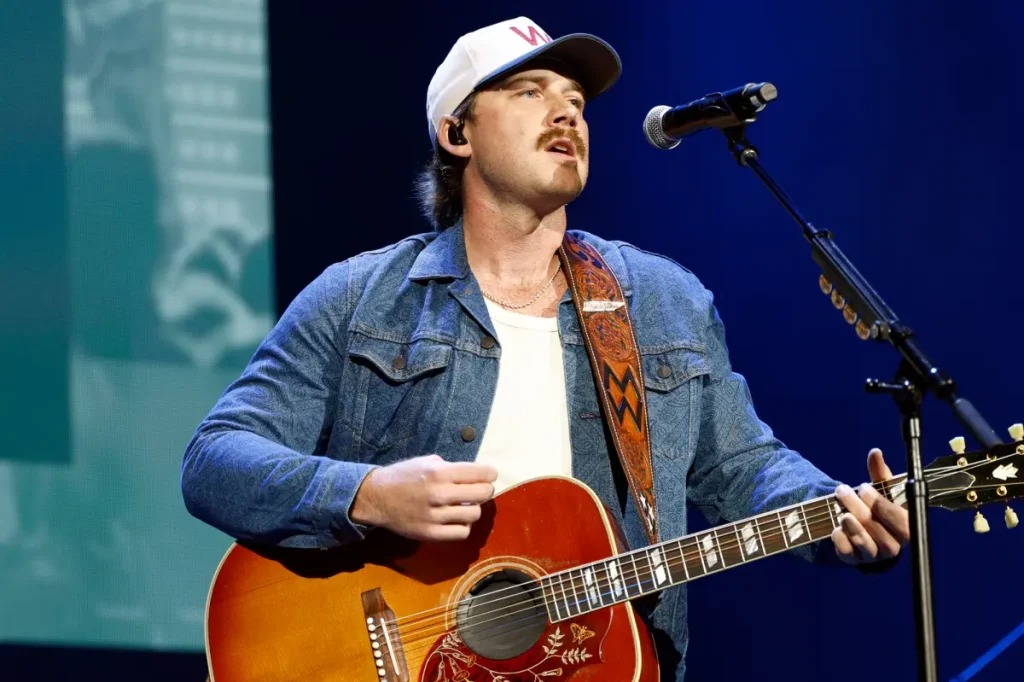 Fã de Morgan Wallen é acusado de urinar em família durante show em Baltimore