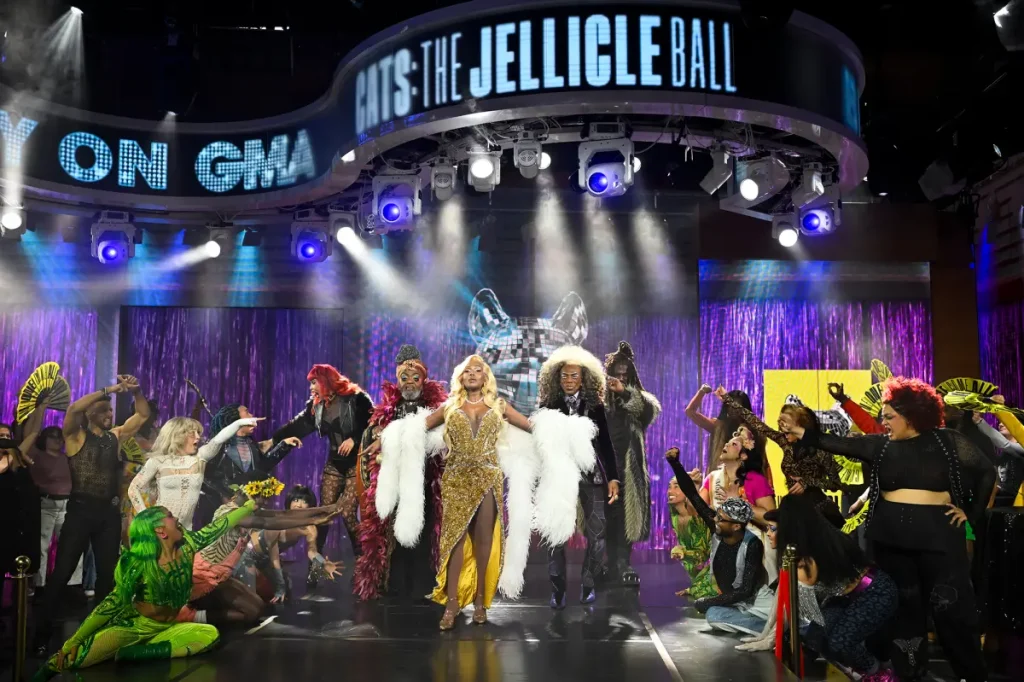 Musical Cats: The Jellicle Ball insere alfinetada contra proprietários do teatro após anúncio de fechamento