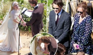 Emma Roberts se casa com ator Cody John em cerimônia na zona rural de Idaho