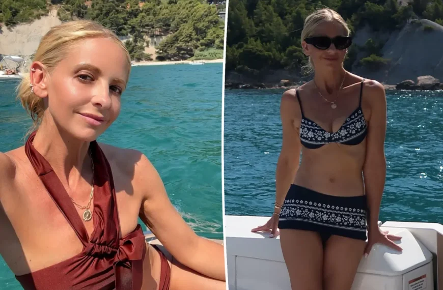 Sarah Michelle Gellar exibe looks de praia e passeios a cavalo durante férias no sul da França