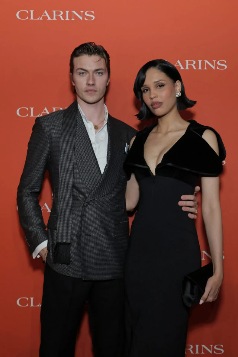 Foto de Nara Smith e Lucky Blue Smith