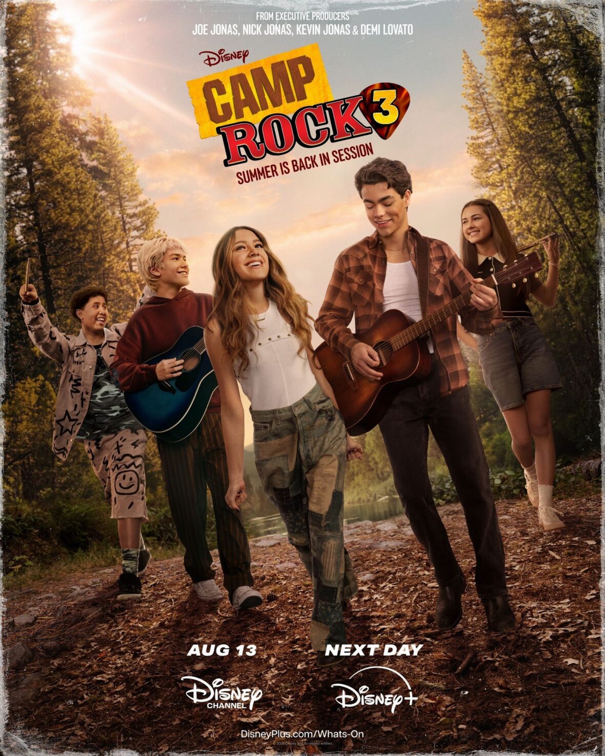 Casey Trotter, Hudson Stone, Liamani Segura, Malachi Barton e Lumi Pollack no novo pôster de Camp Rock 3